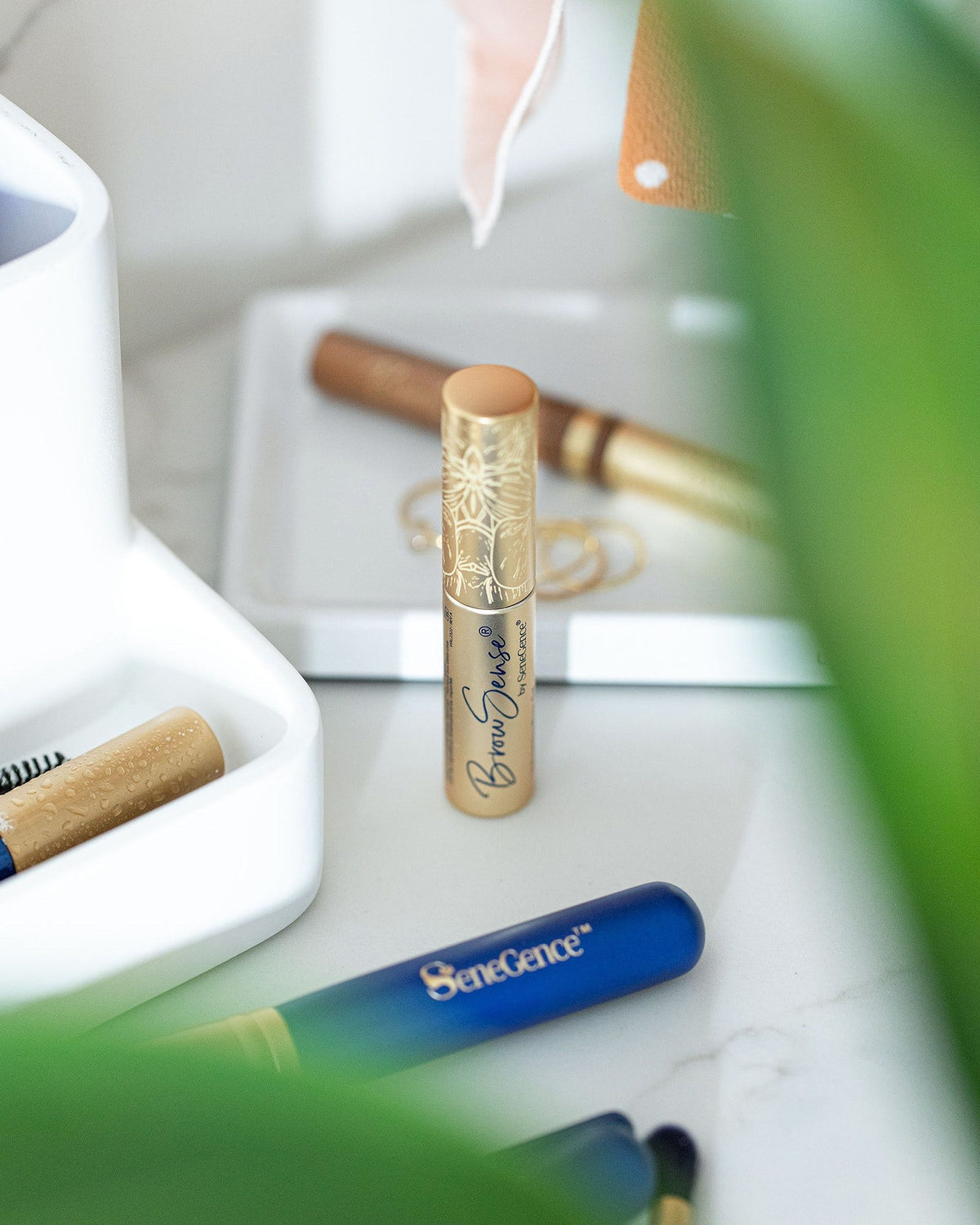 browsense-volumizing-brow-gel